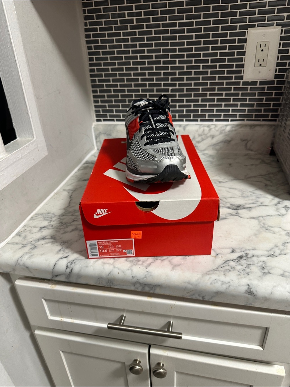 Nike Men’s Athletic Shoe - Gray/Black/Red Accent